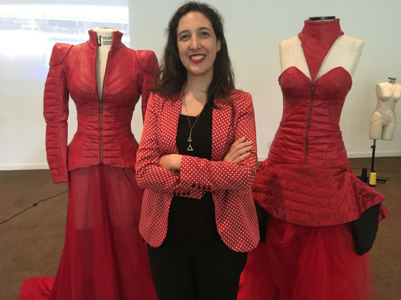 A coordenadora do curso de Design de Moda, Ana Claudia Lopes, conversou com o site HT sobre as novidades do curso noturno