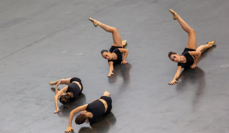 Bailarinas ensaiam para o espetáculo de dança Trans Point - The Act of Fusion (Foto: Fabio Souza)