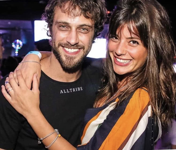 Ronny Kriwat e a namorada, Lina Mello (Foto: Reprodução Instagram)