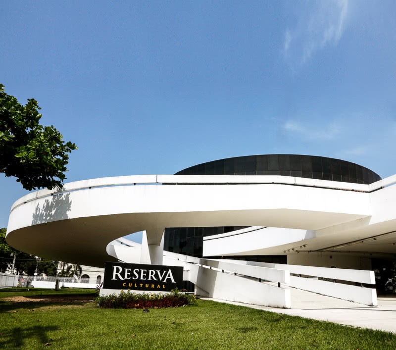 Reserva Cultural, em Niterói: o local escolhido para o start da celebração da sincronia da moda de Norte a Sul do estado do Rio leva a assinatura do gênio da arquitetura Oscar Niemeyer (Foto: Thais Gadelha)