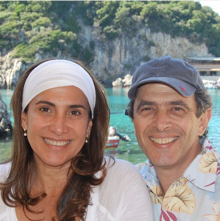 Totia Meireles e o médico Jaime Rabacov, seu parceiro há três décadas (Foto: Reprodução Instagram)