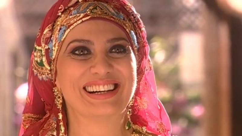 A atriz como Nazira em 'O Clone': "Ela é um personagem xodó meu" (Divulgação)