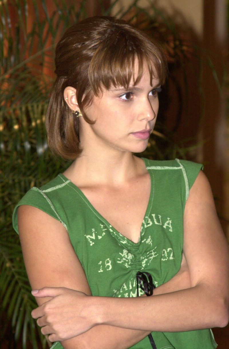 Débora Falabella em cena como a personagem Mel, em O Clone (Foto: Globo/Divulgação)