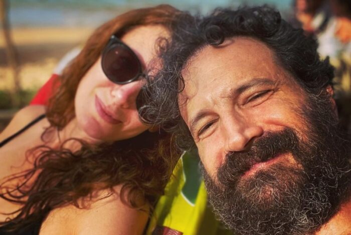 Paula Cesari e Caco Ciocler estão casados há dois anos (Reprodução/ Instagram)