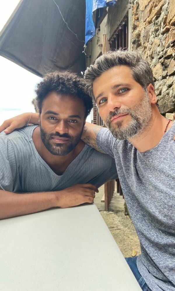 Luiz Felipe Lucas e Bruno Gagliasso ficaram amigos depois de trabalhar na série 'Santo' (Reprodução/ Instagram)
