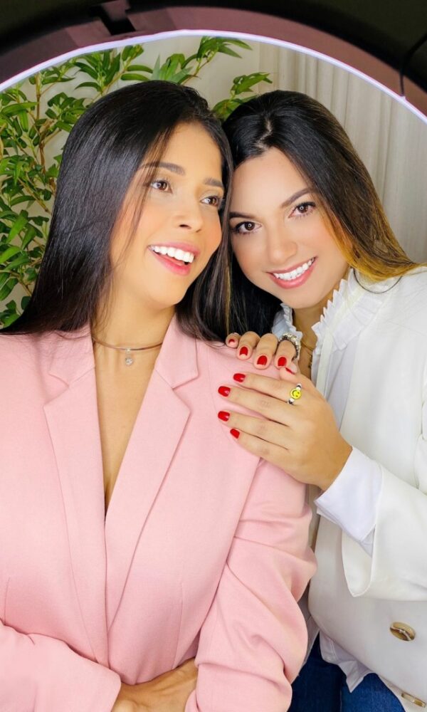 As sócias e primas Gabriela e Tacyanne Fernandes fazem sua estreia com a marca Two Cousins no Minas Trend (Divulgação)