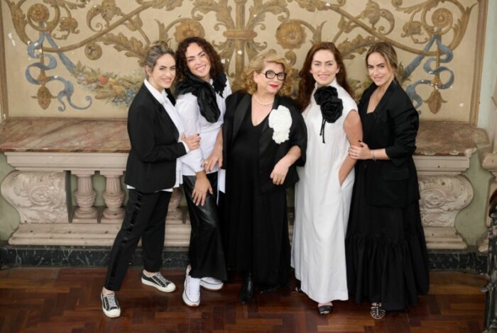 A label Arte Sacra formada pela Familia Malloy: Marcela, Maria Rita, Fernanda, Carolina e Renata (Acervo)