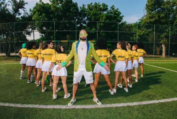 Latino lança clipe de “Retomada” para torcer na Copa do Mundo (Divulgação)