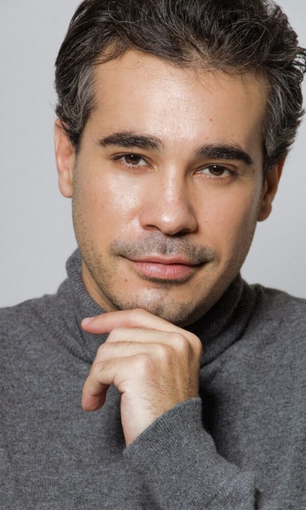 Bruno de Mello: atuando em 'Fuzuê', ator fala sobre regulamentação
