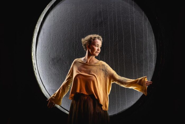 Julia Lemmertz protagoniza adaptação de 'Tempestade' (Foto: Renato Mangolin)