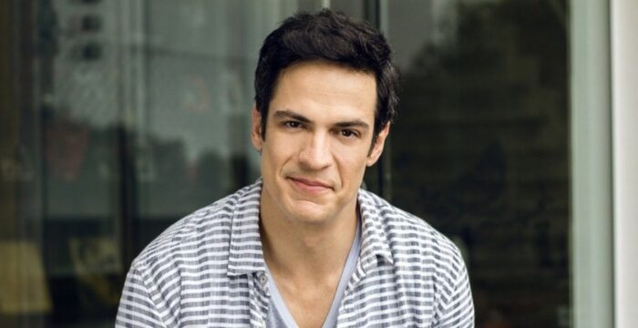 O ator Mateus Solano se tornou voz potente contra a homofobia, ao dar vida ao antagonista de "Amor à Vida"