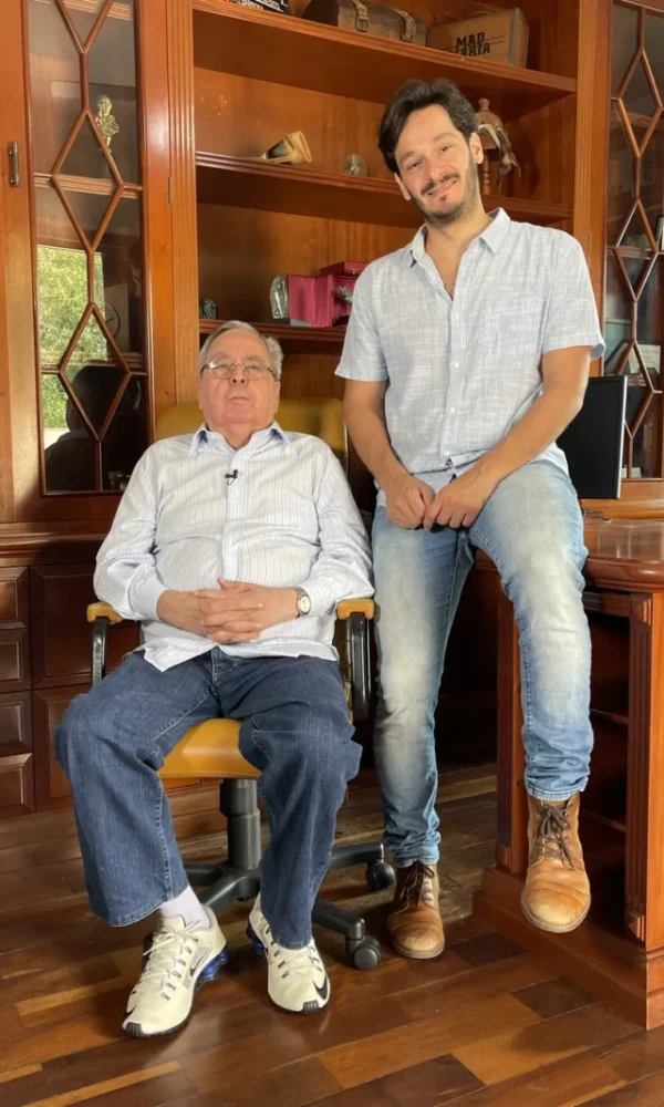 Os autores Benedito Ruy Barbosa e Bruno Luperi: avô e neto emocionam através da escrita ( Foto: Globo Repórter)