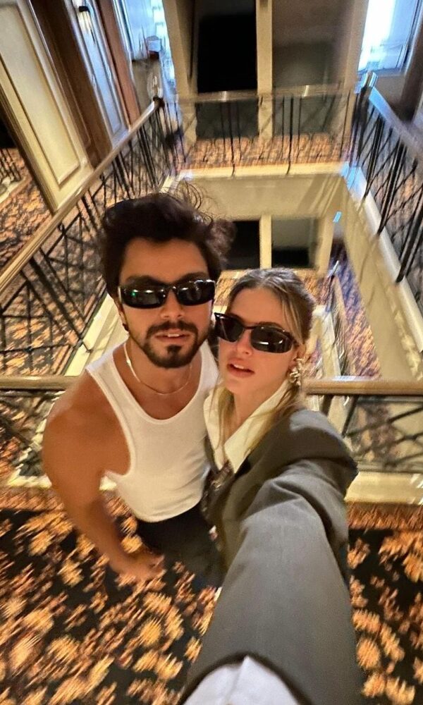 Rodrigo Simas e Agatha Moreira estão juntos há quase seis anos (Foto: Reprodução/Instagram)