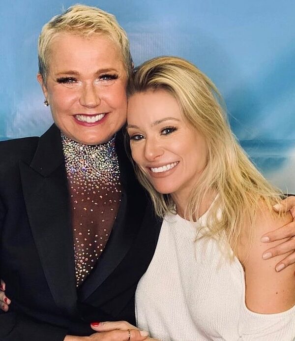 Xuxa e Giselle de Prattes, que foi Garota do Zodíaco (Reprodução)