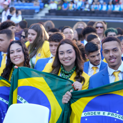 SENAI CETIQT desenvolve uniformes da delegação do Brasil na WorldSkills e mostra ao mundo expertise da equipe de normalização