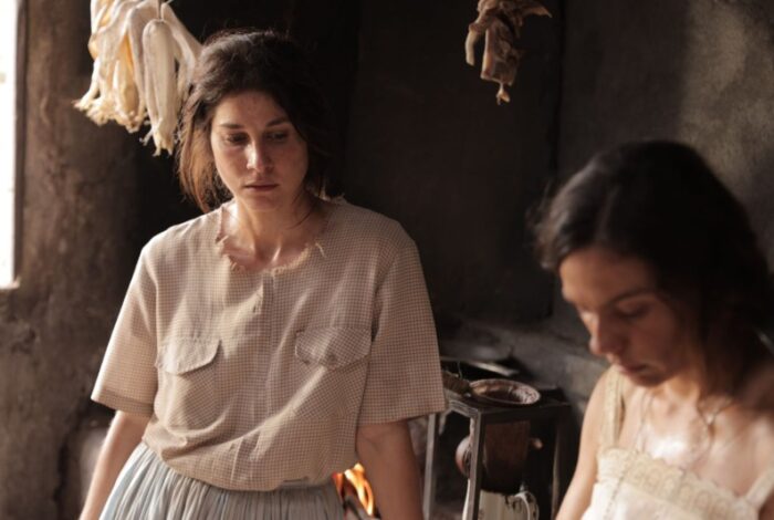 Chandelly Braz e Isis Valverde na série 'Maria e o Cangaço' (Divulgação)