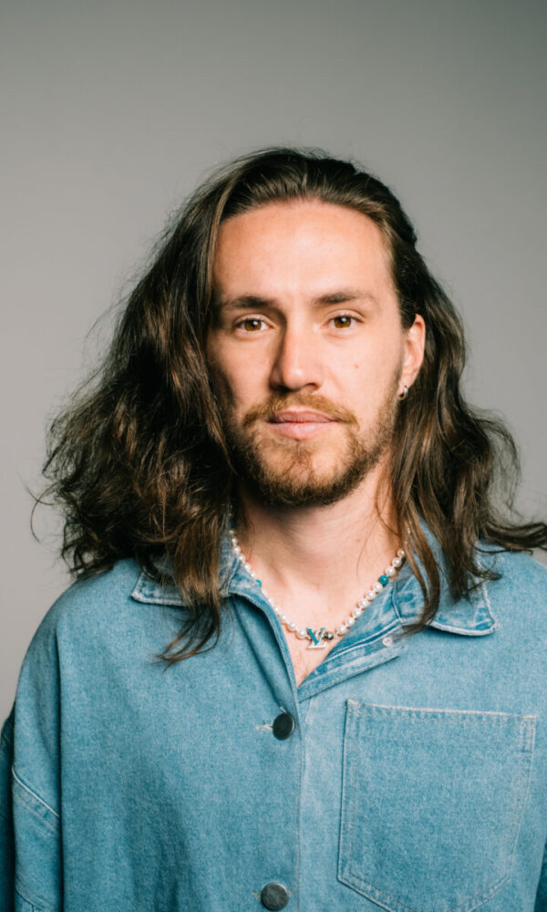 Vitor Kley revela curiosidade sobre o novo álbum, que será lançado daqui a algumas semanas (Foto: Murilo Amancio)
