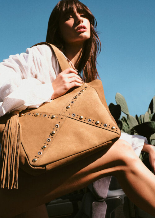 Arezzo apresenta Cruise Collection 2026 e celebra pluralidade de inspirações do estilo boho em momentos inesquecíveis