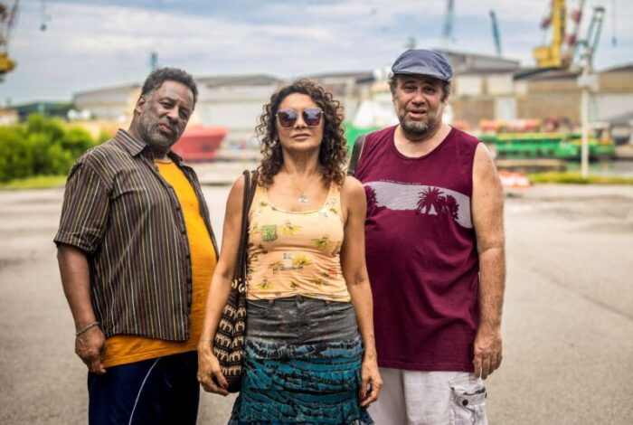 Ailton Graça, Dira Paes e Otávio Muller em 'Pablo e Luisão' (Foto: Divulgação/Globo)