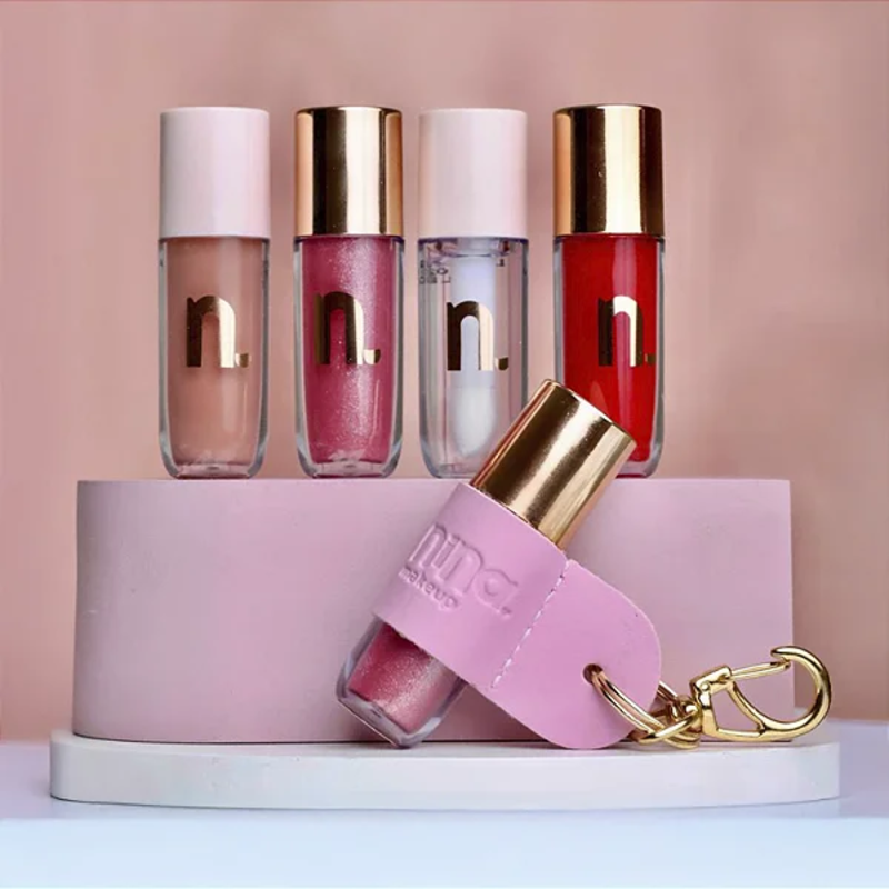 Chaveiro em gloss "baratinho" da Nina Makeup, uma marca brasileira de cosméticos que democratiza os produtos de beleza (Reprodução/Instagram)