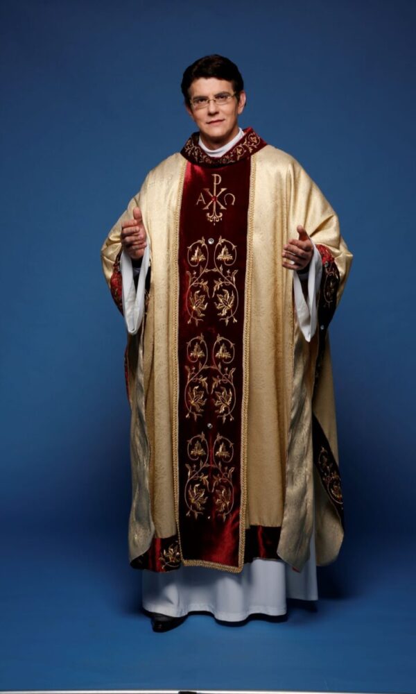 Padre Reginaldo Manzotti comanda a primeira edição do 'Evangelizar É Preciso' no Rio de Janeiro, dia 26 de julho, no Maracanãzinho, com o tema 'Livrai-nos do mal' (Foto: Felipe Gusso)