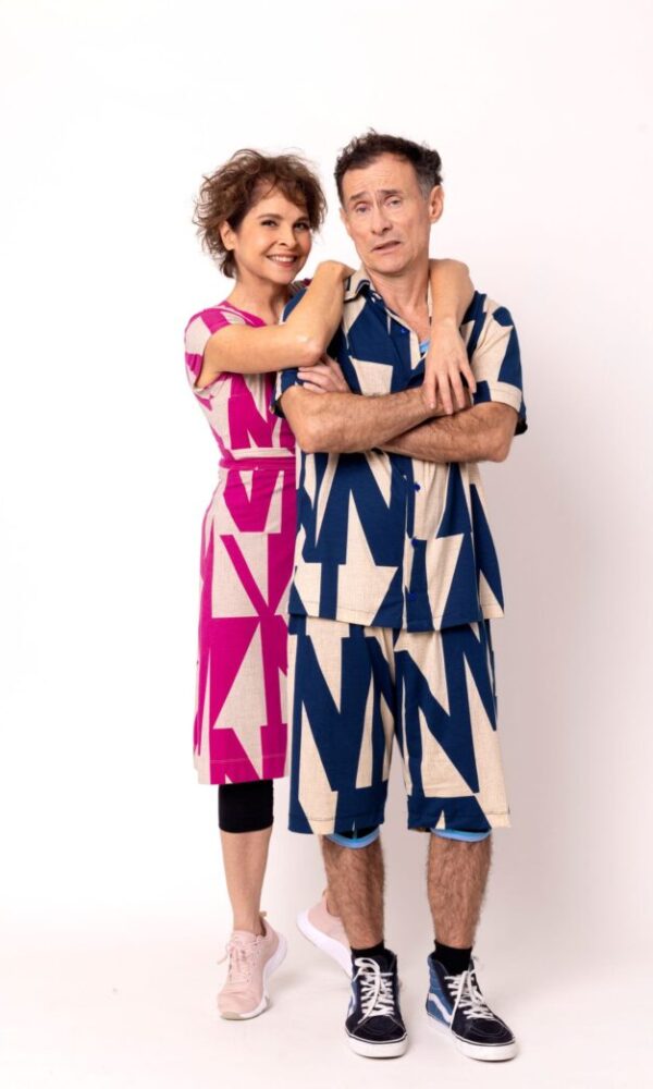 Drica Moraes e Enrique Diaz reestreiam o espetáculo 'Férias' (Foto: Leo Aversa)