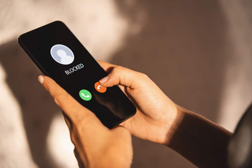 A Geração Z não atende ao telefone por receio (Reprodução/Freepik)