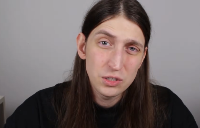 O youtuber Felca, publicou um vídeo na última quarta-feira (6), em que faz denúncias sobre a exploração de menores de idade na criação de conteúdo na internet (Reprodução YouTube)
