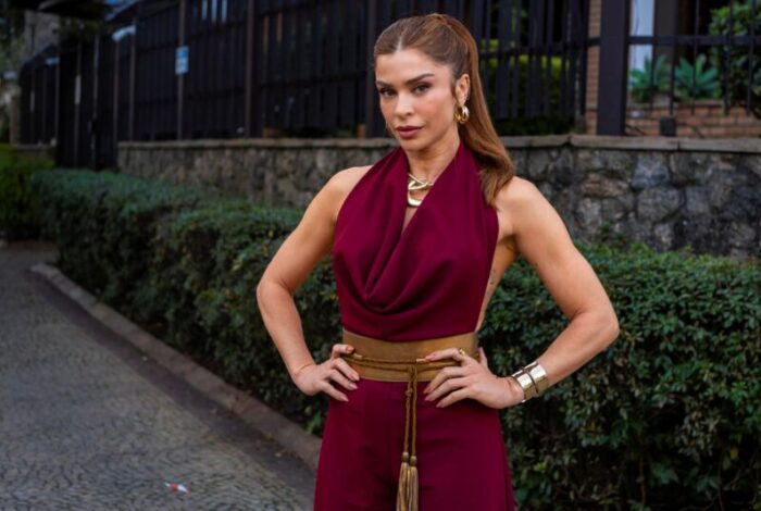 Grazi Massafera na pele de Arminda em 'Três Graças', próxima trama das 21h da Globo (Foto: Divulgação/Globo)