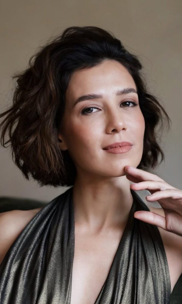 Marjorie Estiano vive Ângela Diniz, mulher livre que desafiou o machismo dos anos 1970 e pagou com a própria vida pela lealdade à sua essência (Foto: Reprodução/Instagram)