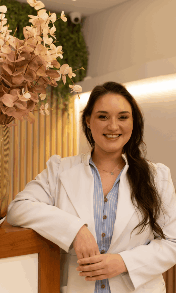 A dermatologista Beatriz Regazzi, médica responsável pela unidade Barra da Tijuca da Mealth Clinic, defende uma beleza que não altere a identidade de cada um (Foto: Divulgação)