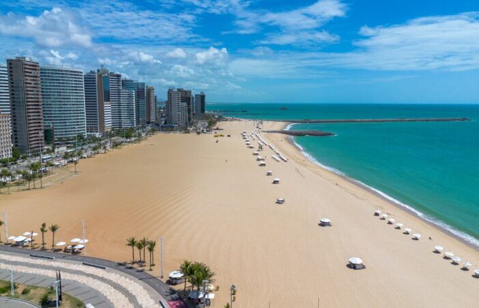 Fortaleza, Cidade-Desejo: Réveillon 2026 e o retrato de uma capital que transforma sua energia em patrimônio coletivo