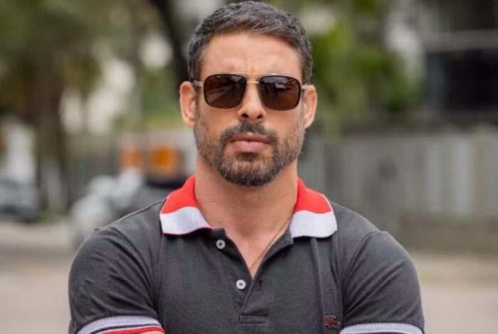 Cauã Reymond caracterizado como Mauricio, protagonista da série 'Jogada de Risco' (Foto: Divulgação/Globo)