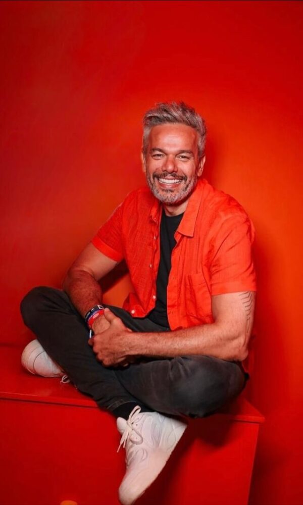 "Se fosse imaginar um programa na Tv hoje, seria de auditório, de cara. Contato com o público. Eu sou muito da galera" (Foto: Reprodução/Instagram)
