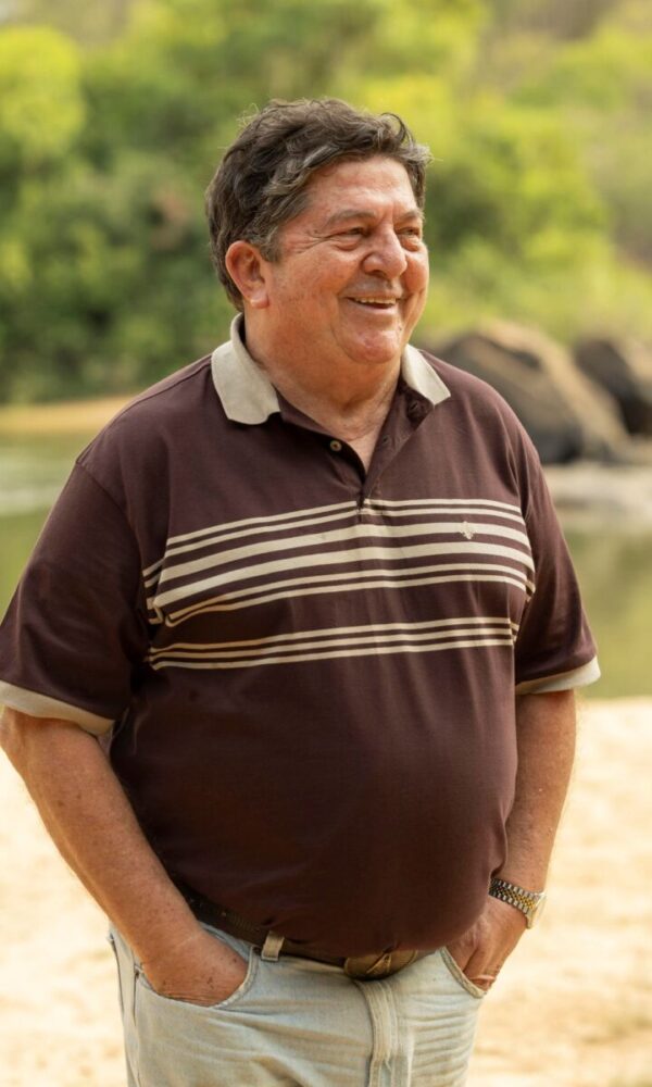 Aos 72 anos e com mais de 50 de carreira, Stepan Nercessian volta à Globo em 'Coração Acelerado' e segue ativo entre novelas, séries e teatro (Foto: Divulgação/Globo)