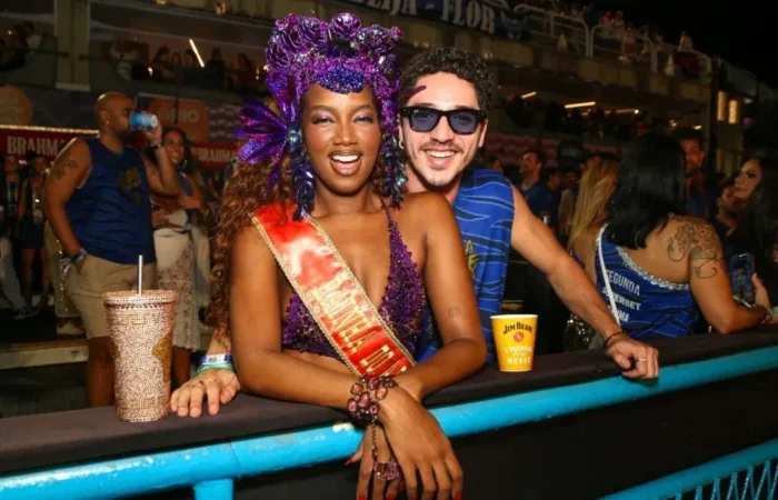 Iza e João Vitor Silva no carnaval: “Quanto mais nosso for, melhor” (Foto: Dilson silva/ Agnews)