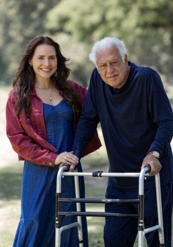 Leticia Colin e Antonio Fagundes em 'Quem Ama Cuida' (Foto: Divulgação/Globo)