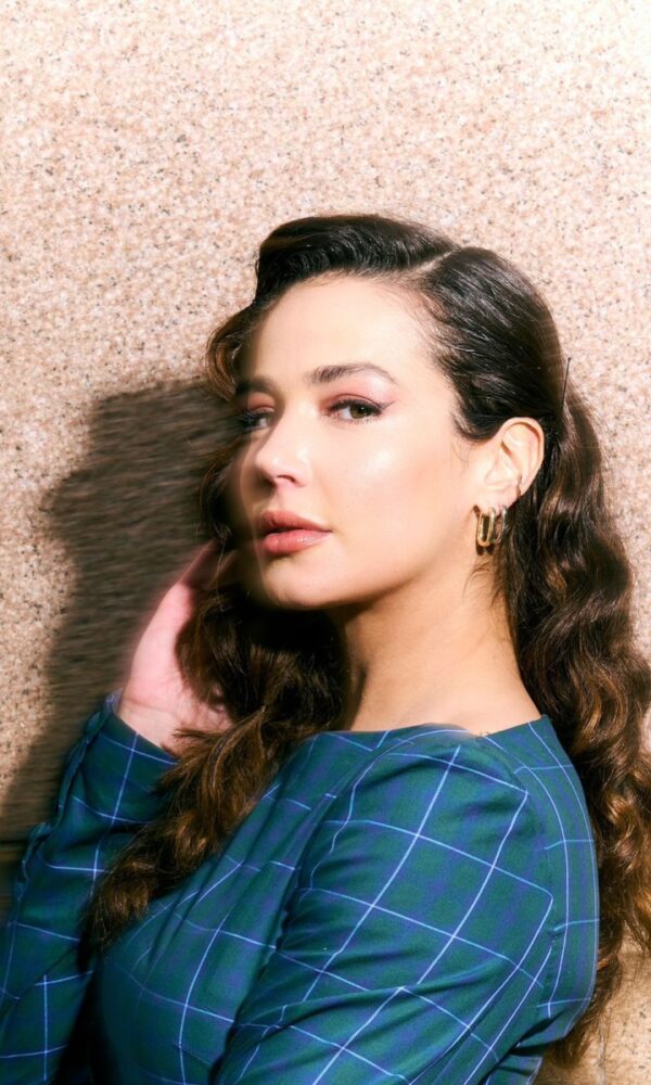 "Quero ser uma ‘Fernandona’. Uma senhora com muitos anos de carreira, cheia de trabalhos diferentes, no teatro, no cinema, na televisão" (Foto: Carolina Ferronato)